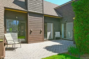 161 Southgate Dr, Massapequa Park, NY 11762 - Photo 21