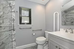 161 Southgate Dr, Massapequa Park, NY 11762 - Photo 17