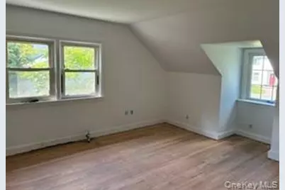10 Ridge Road, East Williston, NY 11596 - Photo 3