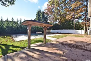 27 Jill Dr, Commack, NY 11725 - Photo 21