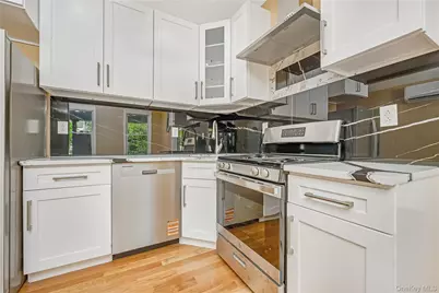 10535 135th Street, Richmond Hill, NY 11419 - Photo 13