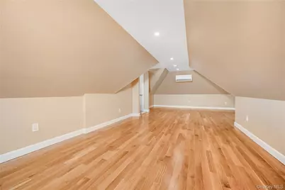 10535 135th Street, Richmond Hill, NY 11419 - Photo 31