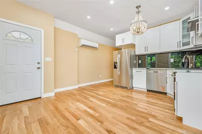 10535 135th Street, Richmond Hill, NY 11419 - Photo 9