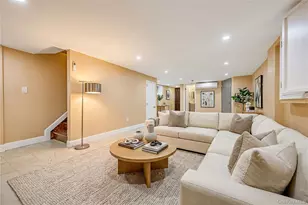 105-35 135th St, Richmond Hill, NY 11419 - Photo 3