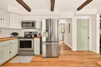16 Soundview Loop, South Salem, NY 10590 - Photo 7