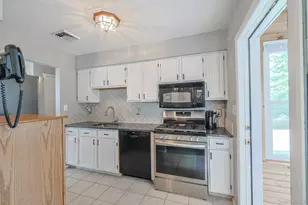 105 Bodle Cir, Maybrook, NY 12543 - Photo 17