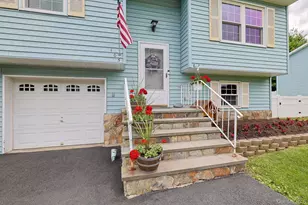 105 Bodle Cir, Maybrook, NY 12543 - Photo 9