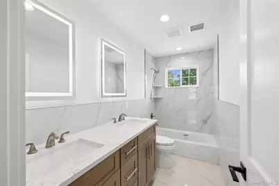 1750 Henry Road, Merrick, NY 11566 - Photo 43
