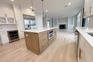 1750 Henry Rd, Merrick, NY 11566 - Photo 11