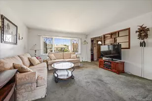 206 N Iowa Ave, Massapequa, NY 11758 - Photo 5