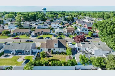 206 N Iowa Avenue, Massapequa, NY 11758 - Photo 29
