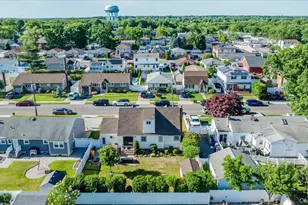 206 N Iowa Ave, Massapequa, NY 11758 - Photo 29