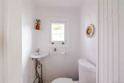 16 Worth Avenue, Hudson, NY 12534 - Photo 43