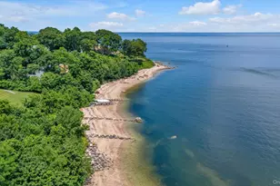17 Forest Dr, Sands Point, NY 11050 - Photo 45