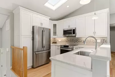 54 Westview Road, Northport, NY 11768 - Photo 5