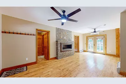 407 Yankee Lake Road, Wurtsboro, NY 12790 - Photo 11
