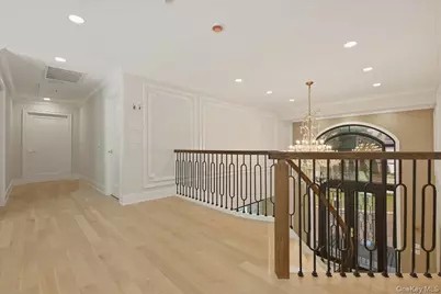 72 Haypath Road, Bethpage, NY 11714 - Photo 27