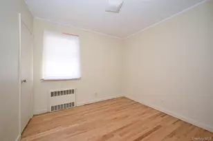 65-31 171st St, Fresh Meadows, NY 11365 - Photo 11