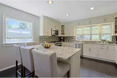 21 Soundview Drive, Eastchester, NY 10709 - Photo 9