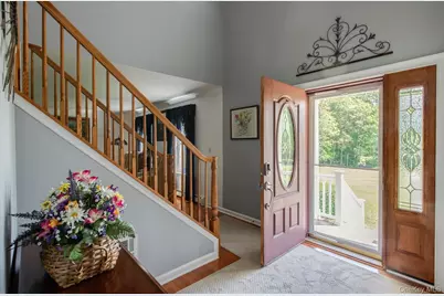 65 Marges Way, Hopewell Junction, NY 12533 - Photo 5