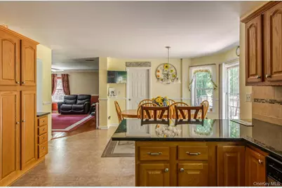 65 Marges Way, Hopewell Junction, NY 12533 - Photo 15