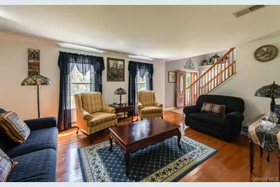 65 Marges Way, Hopewell Junction, NY 12533 - Photo 7