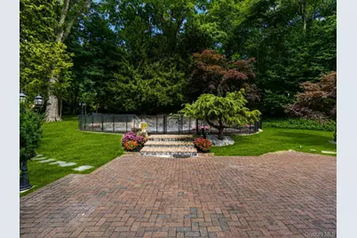 4 Stoneridge Court, Syosset, NY 11791 - Photo 35