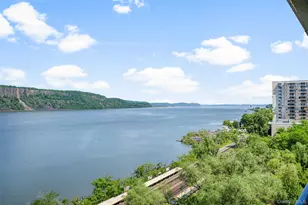 1085 Warburton Ave, Yonkers, NY 10701 - Photo 19