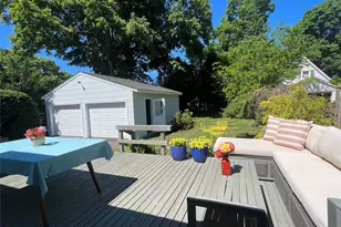 311 5th St, Greenport, NY 11944 - Photo 41