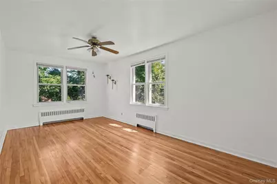 24 Winchester Avenue #2C, Yonkers, NY 10710 - Photo 3