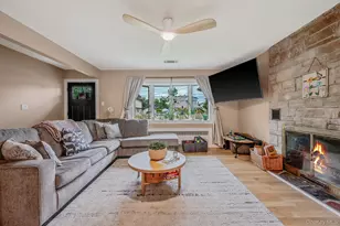 654 S 5th St, Lindenhurst, NY 11757 - Photo 17