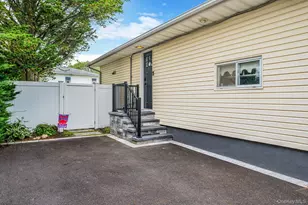 654 S 5th St, Lindenhurst, NY 11757 - Photo 39