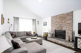 2897 Hyatt St, Yorktown Heights, NY 10598 - Photo 3