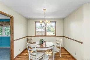 735 Muncey Rd, West Islip, NY 11795 - Photo 9