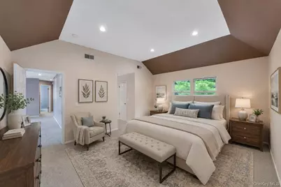 33 Peachtree Court, Holtsville, NY 11742 - Photo 35