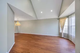 33 Peachtree Ct, Holtsville, NY 11742 - Photo 17