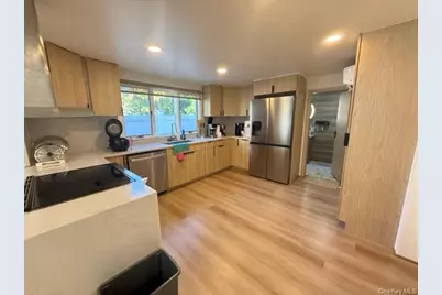 28 Floral Avenue, Bethpage, NY 11714 - Photo 5