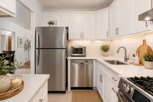 61-15 98th St, Rego Park, NY 11374 - Photo 3