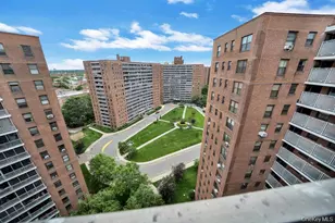 61-15 98th St, Rego Park, NY 11374 - Photo 17