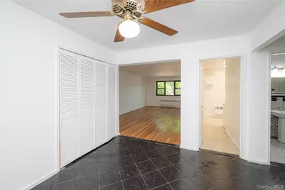 50 Brompton Road #Apt 3H, Great Neck, NY 11021 - Photo 7