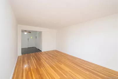 50 Brompton Road #Apt 3H, Great Neck, NY 11021 - Photo 13