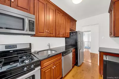 10 South #2F, Harrison, NY 10528 - Photo 5