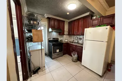 6111 159th Street, Fresh Meadows, NY 11365 - Photo 11