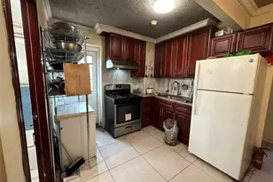 61-11 159th St, Fresh Meadows, NY 11365 - Photo 11