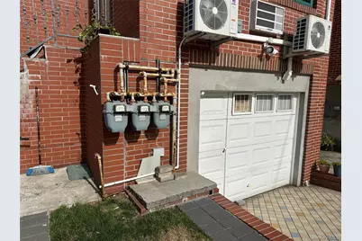 6111 159th Street, Fresh Meadows, NY 11365 - Photo 3