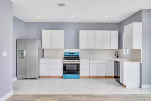 9 James Street S, East Rockaway, NY 11518 - Photo 5