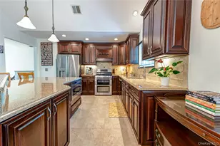 94 Woodhull Rd, Huntington, NY 11743 - Photo 5