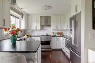 9 Van Winkle Rd, Hudson, NY 12534 - Photo 5