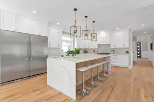 22 Northern Pkwy E, Plainview, NY 11803 - Photo 5