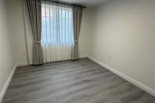 353 E 17th St, Brooklyn, NY 11226 - Photo 5
